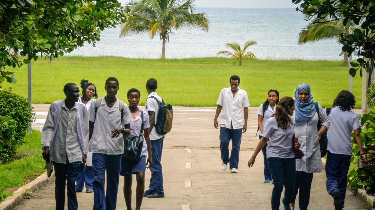 Cuba : privés de bourses, des centaines d'étudiants du Congo sont menacés d'expulsion