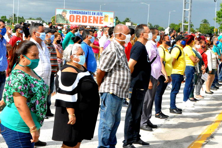 Grupos de enfrentamiento a revendedores, acaparadores y coleros