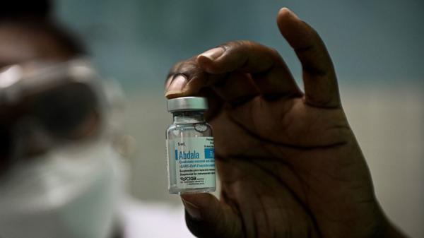 À Cuba, la pénurie de médicaments guette alors que l'ile vaccine à tour de bras contre le Covid-19 avec son propre vaccin