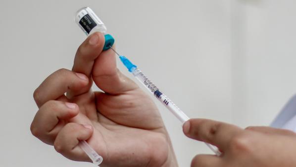 Covid-19 : le premier candidat vaccin cubain est efficace à 92 %