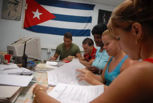 Inspectores, auditores, Cuba